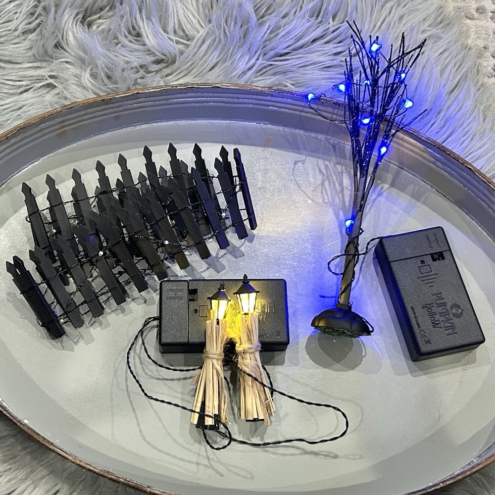 Pumpkin Hollow Halloween Village Fall Landscaping‎ Accessories Bundle